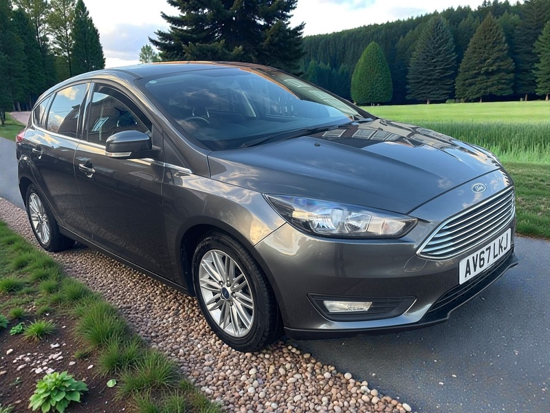 Ford 1.0T EcoBoost Zetec Edition Hatchback 5dr Petrol Manual Euro 6 (s/s) (125 ps)