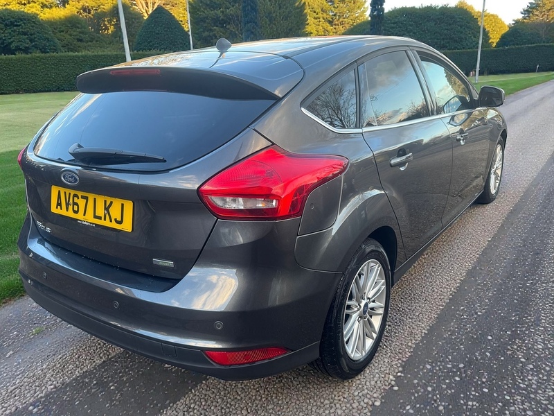 Ford 1.0T EcoBoost Zetec Edition Hatchback 5dr Petrol Manual Euro 6 (s/s) (125 ps)