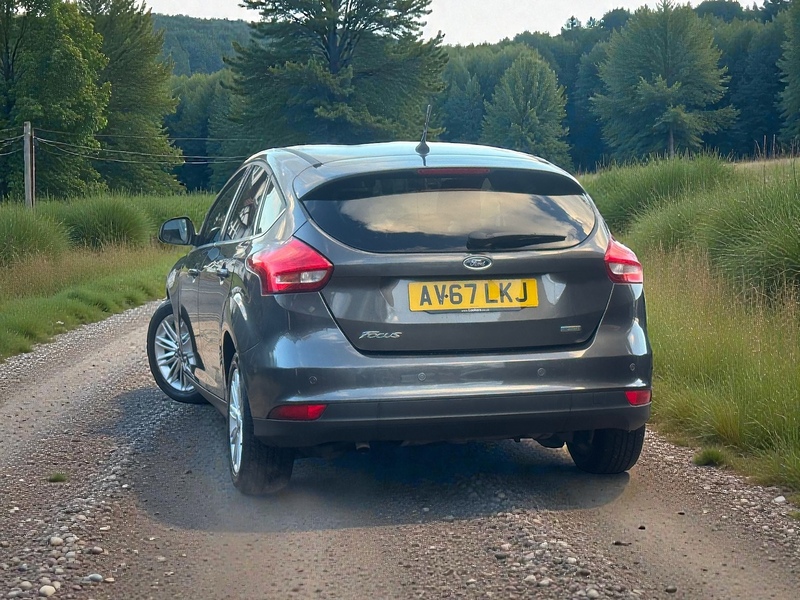 Ford 1.0T EcoBoost Zetec Edition Hatchback 5dr Petrol Manual Euro 6 (s/s) (125 ps)