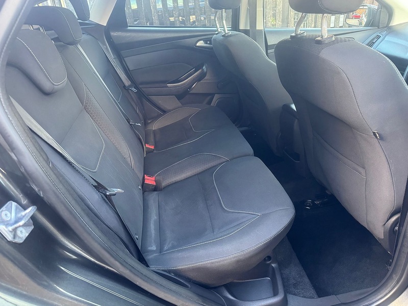 Ford 1.0T EcoBoost Zetec Edition Hatchback 5dr Petrol Manual Euro 6 (s/s) (125 ps)