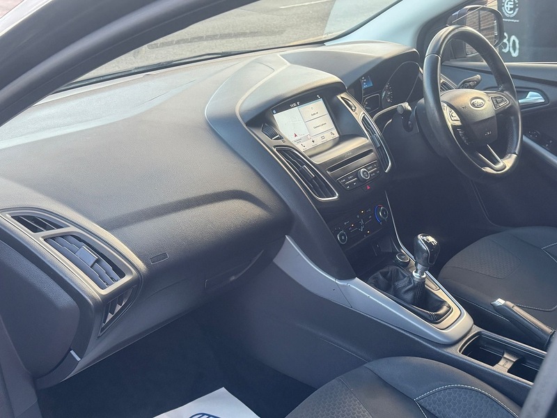 Ford 1.0T EcoBoost Zetec Edition Hatchback 5dr Petrol Manual Euro 6 (s/s) (125 ps)