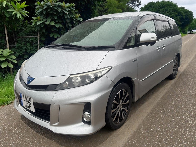 Toyota Aeras 2.4 Auto Petrol Hybrid MPV (7 Seats)
