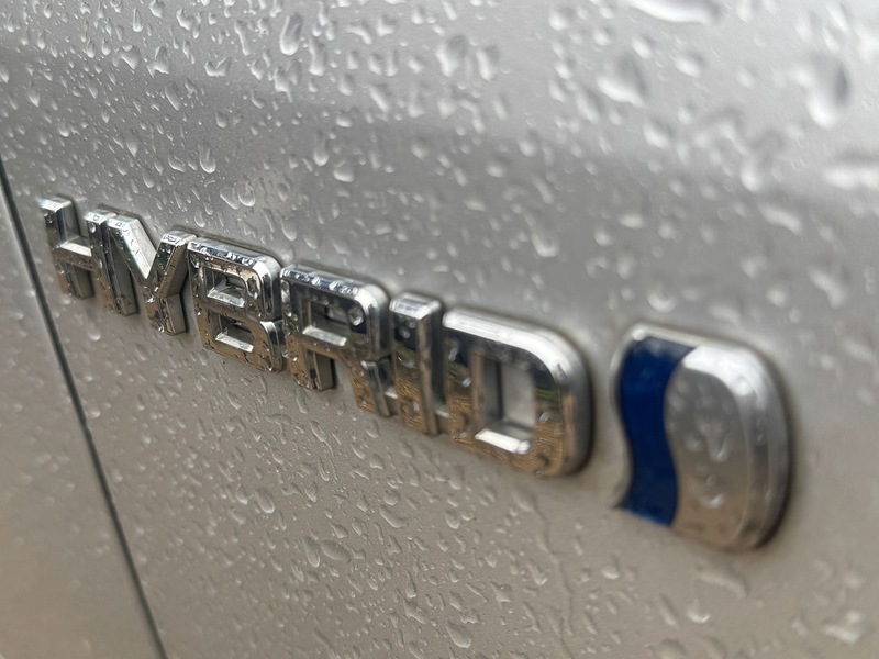 Toyota Aeras 2.4 Auto Petrol Hybrid MPV (7 Seats)