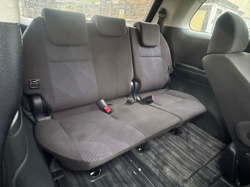 Toyota Aeras 2.4 Auto Petrol Hybrid MPV (7 Seats)