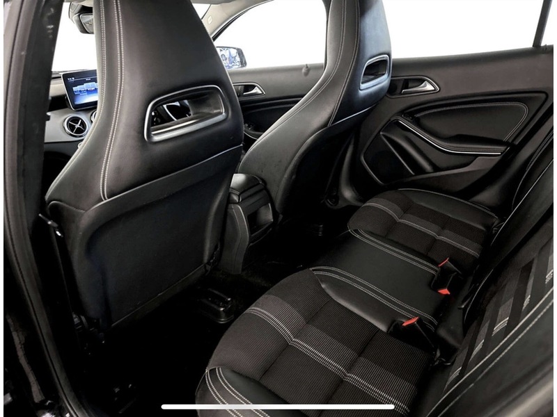 Mercedes-Benz 1.6 GLA180 Urban Edition SUV 5dr Petrol 7G-DCT Euro 6 (s/s) (122 ps)