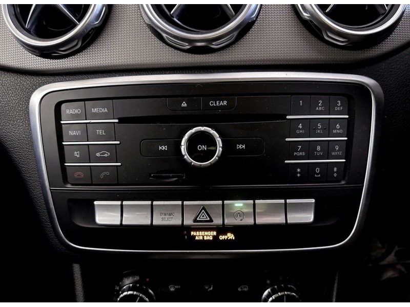 Mercedes-Benz 1.6 GLA180 Urban Edition SUV 5dr Petrol 7G-DCT Euro 6 (s/s) (122 ps)