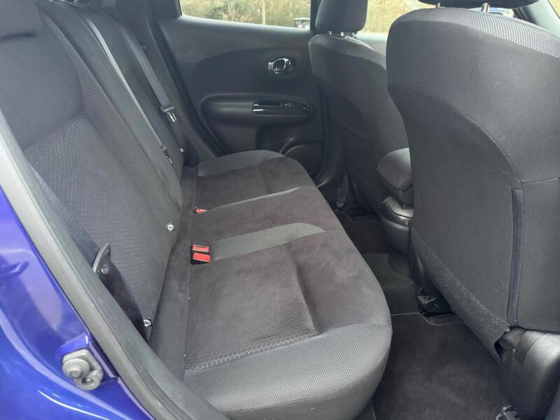 Nissan 1.6 Acenta Premium SUV 5dr Petrol XTRON Euro 5 (117 ps)