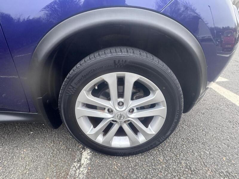 Nissan 1.6 Acenta Premium SUV 5dr Petrol XTRON Euro 5 (117 ps)