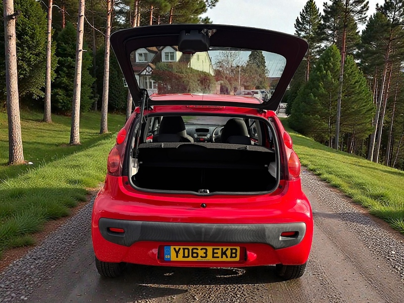 Peugeot 1.0 12V Active Hatchback 5dr Petrol Manual Euro 5 (68 ps)