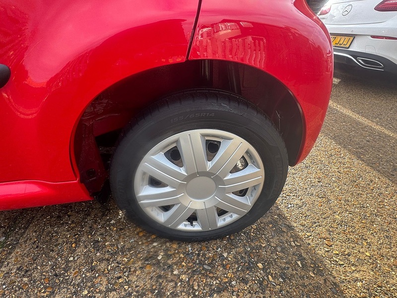 Peugeot 1.0 12V Active Hatchback 5dr Petrol Manual Euro 5 (68 ps)