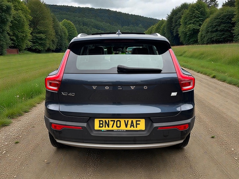 Volvo 1.5h T5 Twin Engine Recharge 10.7kWh Inscription Pro SUV 5dr Petrol Plug-in Hybrid Auto Euro 6 (s/s) (262 ps)