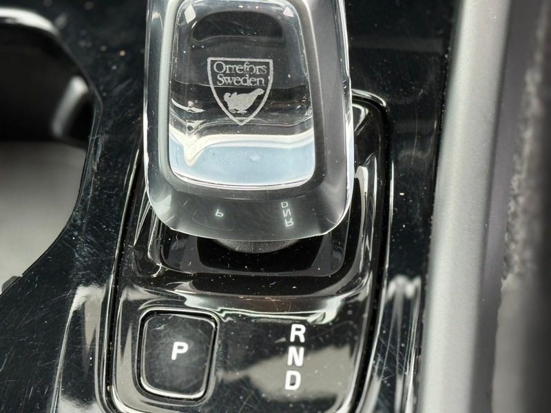 Volvo 1.5h T5 Twin Engine Recharge 10.7kWh Inscription Pro SUV 5dr Petrol Plug-in Hybrid Auto Euro 6 (s/s) (262 ps)