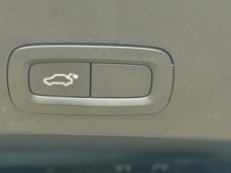 Volvo 1.5h T5 Twin Engine Recharge 10.7kWh Inscription Pro SUV 5dr Petrol Plug-in Hybrid Auto Euro 6 (s/s) (262 ps)