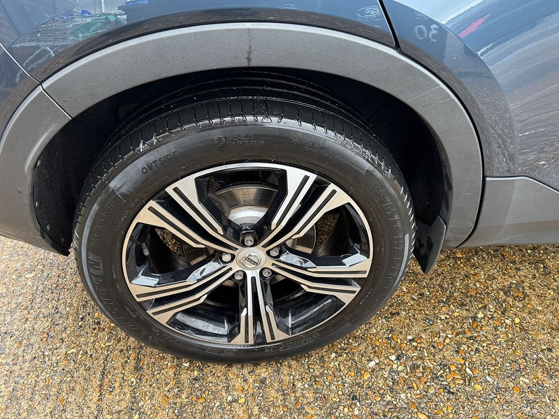 Volvo 1.5h T5 Twin Engine Recharge 10.7kWh Inscription Pro SUV 5dr Petrol Plug-in Hybrid Auto Euro 6 (s/s) (262 ps)