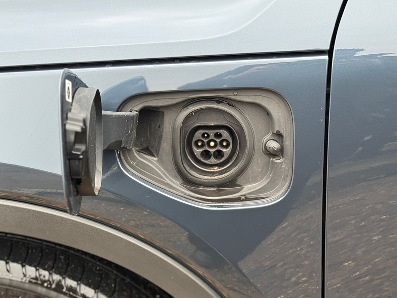 Volvo 1.5h T5 Twin Engine Recharge 10.7kWh Inscription Pro SUV 5dr Petrol Plug-in Hybrid Auto Euro 6 (s/s) (262 ps)