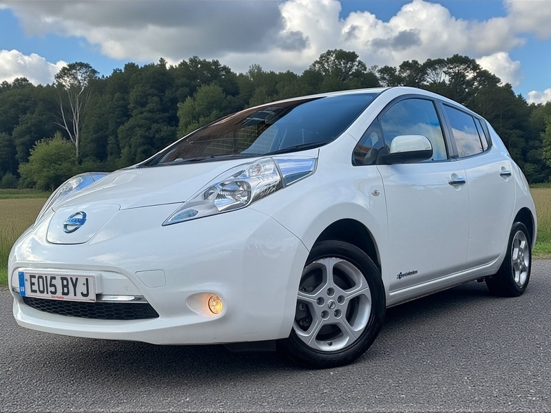 Nissan 24kWh Acenta Hatchback 5dr Electric Auto (107 bhp)
