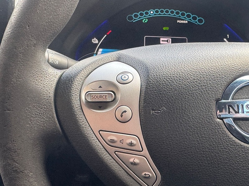 Nissan 24kWh Acenta Hatchback 5dr Electric Auto (107 bhp)