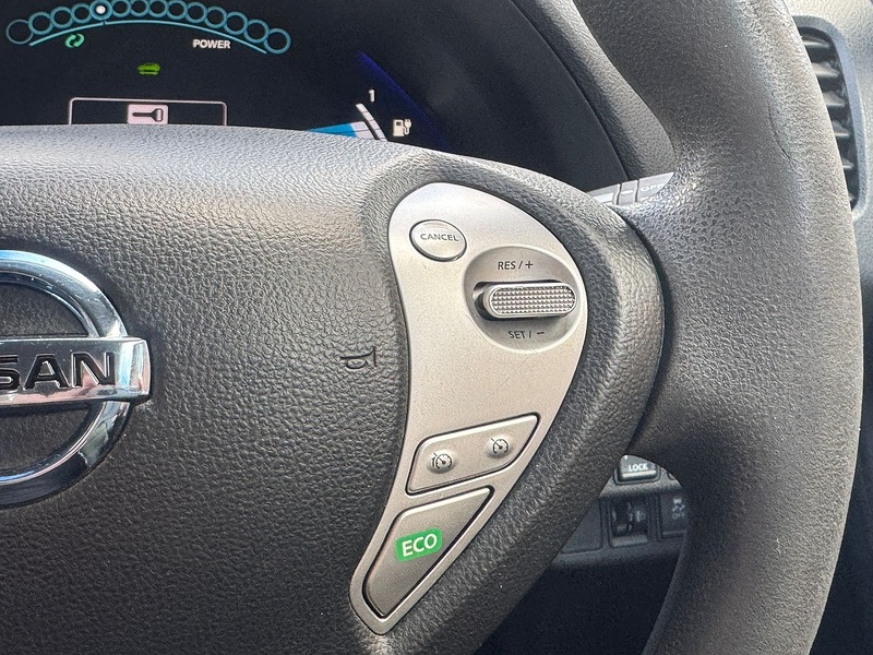 Nissan 24kWh Acenta Hatchback 5dr Electric Auto (107 bhp)