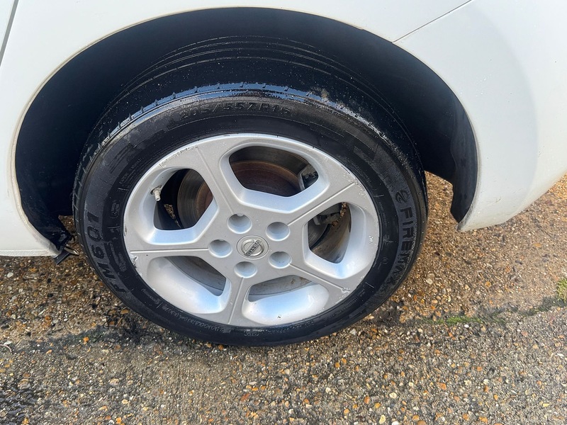 Nissan 24kWh Acenta Hatchback 5dr Electric Auto (107 bhp)