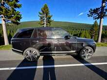 Land Rover Range Rover SD V8 Autobiography 