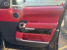 Land Rover Range Rover SD V8 Autobiography 