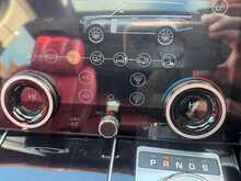 Land Rover Range Rover SD V8 Autobiography 