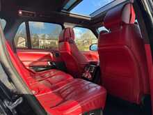 Land Rover Range Rover SD V8 Autobiography 