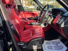 Land Rover Range Rover SD V8 Autobiography 