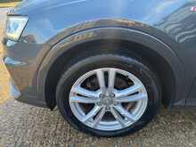 Audi Q3 TFSI CoD S line Edition 