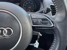 Audi Q3 TFSI CoD S line Edition 