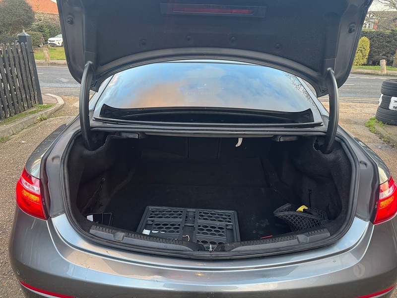 Mercedes-Benz 2.0 E300 AMG Line (Premium) Coupe 2dr Petrol G-Tronic+ Euro 6 (s/s) (245 ps)