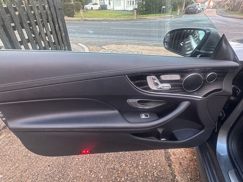 Mercedes-Benz 2.0 E300 AMG Line (Premium) Coupe 2dr Petrol G-Tronic+ Euro 6 (s/s) (245 ps)