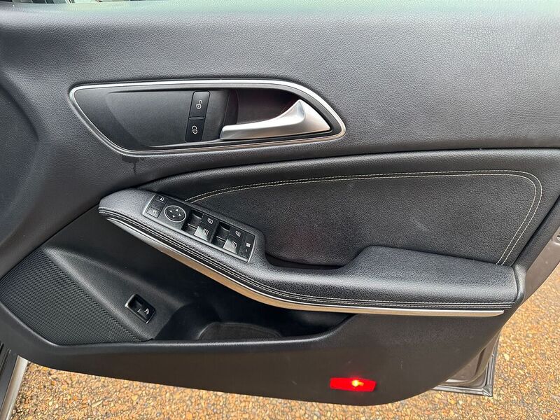 Mercedes-Benz 1.6 CLA180 Sport Coupe 4dr Petrol 7G-DCT Euro 6 (s/s) (122 ps)