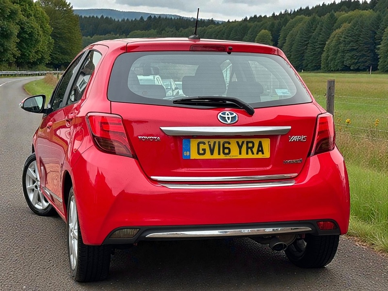 Toyota 1.5 VVT-h Excel Hatchback 5dr Petrol Hybrid E-CVT Euro 6 (15in Alloy) (101 ps)