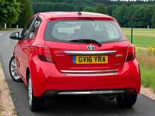 Toyota Yaris VVT-h Excel 