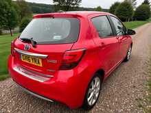 Toyota Yaris VVT-h Excel 