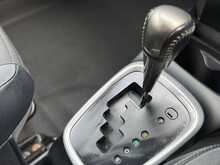 Toyota Yaris VVT-h Excel 