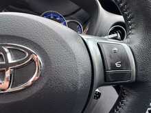 Toyota Yaris VVT-h Excel 