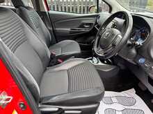 Toyota Yaris VVT-h Excel 