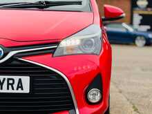 Toyota Yaris VVT-h Excel 