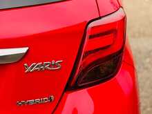 Toyota Yaris VVT-h Excel 