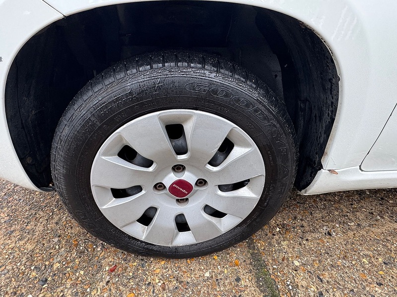 Fiat 1.2 Pop Hatchback 5dr Petrol Manual Euro 6 (69 bhp)