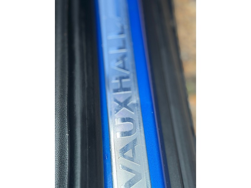 Vauxhall 1.4i Turbo SE SUV 5dr Petrol Auto 2WD Euro 6 (140 ps)