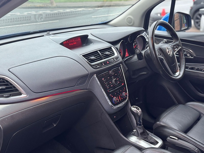 Vauxhall 1.4i Turbo SE SUV 5dr Petrol Auto 2WD Euro 6 (140 ps)