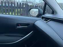 Toyota Corolla VVT-h Icon 