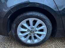 Toyota Corolla VVT-h Icon 