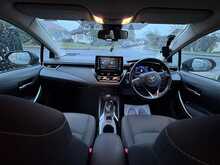 Toyota Corolla VVT-h Icon 