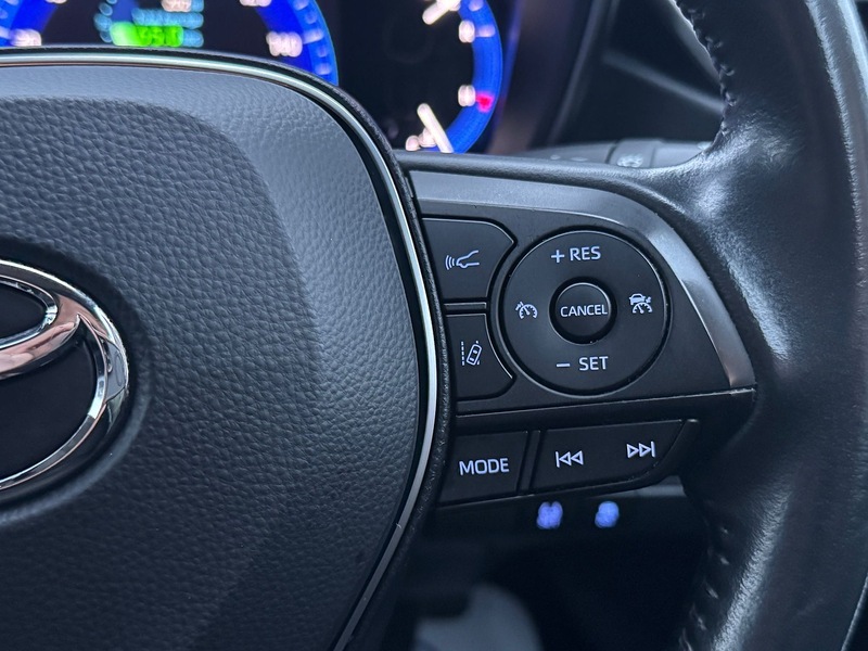 Toyota 1.8 VVT-h GPF Icon Saloon 4dr Petrol Hybrid CVT Euro 6 (s/s) (122 ps)