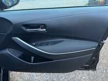 Toyota Corolla VVT-h Icon 