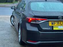 Toyota Corolla VVT-h Icon 